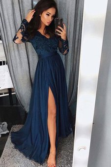 Robe de soirée de col en v avec manche longue en satin en chiffon à la mode