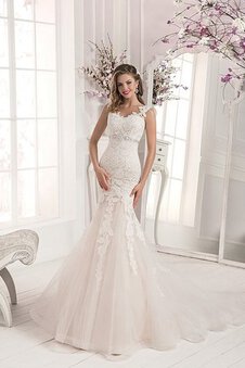 Robe de mariée intemporel avec cristal boutonné avec perle bandouliere spaghetti