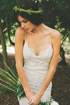 Robe de mariée dos nu de traîne courte manche nulle charme naturel