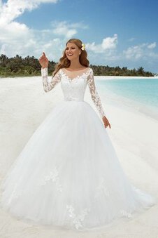 Robe de mariée delicat au bord de la mer avec ruban avec manche longue avec perle