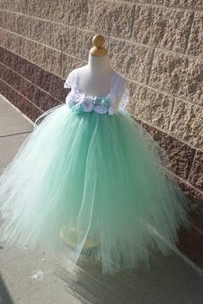 Robe cortège fille avec ruban avec perle en tulle avec décoration dentelle ceinture