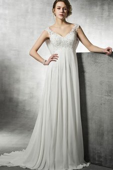 Robe de mariée distinguee avec manche courte avec perle de cape v encolure