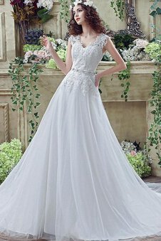 Robe de mariée simple charmeuse jusqu'au sol v encolure au bord de la mer