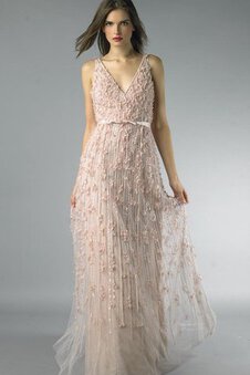 Robe de bal jusqu'au sol de col en v collant textile en tulle manche nulle