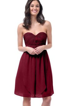 Robe demoiselle d'honneur bref avec chiffon col en forme de cœur bandouliere spaghetti