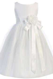 Robe cortège fille plissage avec fleurs a-ligne ceinture manche nulle