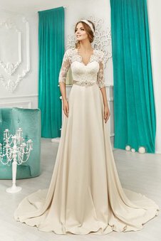 Robe de mariée delicat en satin ligne a de traîne courte v encolure