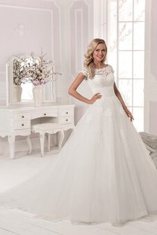 Robe de mariée classique de traîne moyenne decoration en fleur col en bateau jusqu'au sol