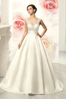 Robe de mariée naturel en satin decoration en fleur jusqu'au sol col en v foncé