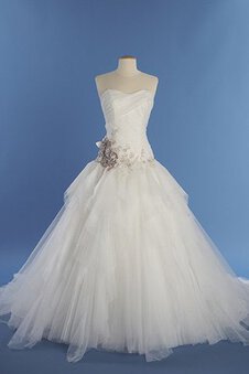 Robe de mariée romantique de mode de bal au jardin ceinture avec perle avec lacets