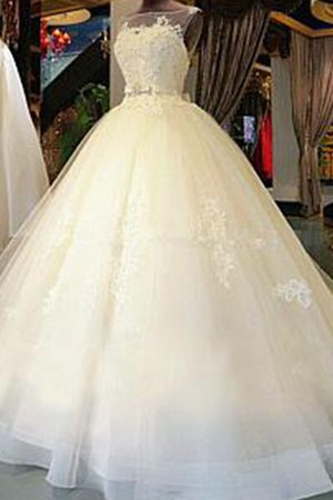 Robe de mariée manche nulle de traîne longue avec ruban magnifique en tulle