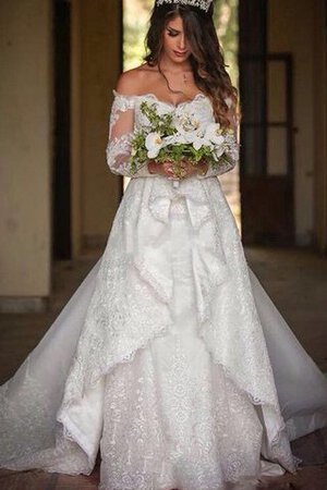 Robe de mariée luxueux plissage avec manche longue de traîne mi-longue en dentelle