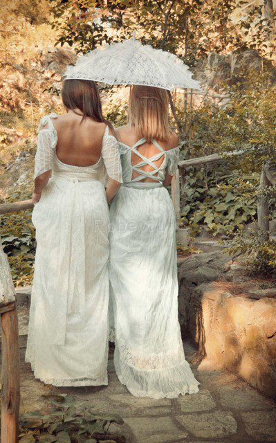 Robe de mariée longue avec manche épeules enveloppants ceinture ligne a epaule nue