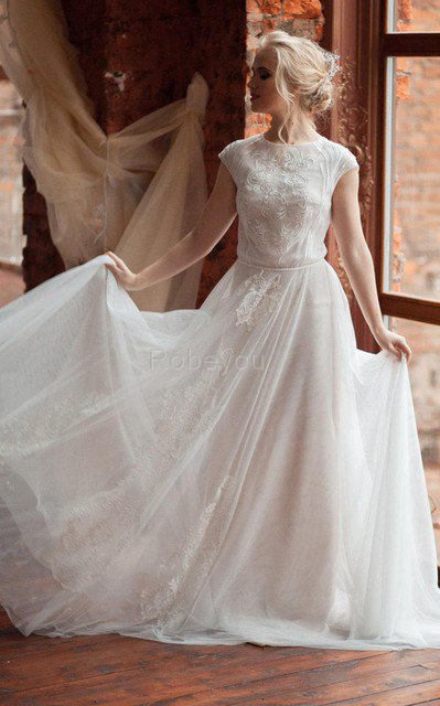 Robe de mariée sobre avec perle boutonné avec manche épeules enveloppants ligne a