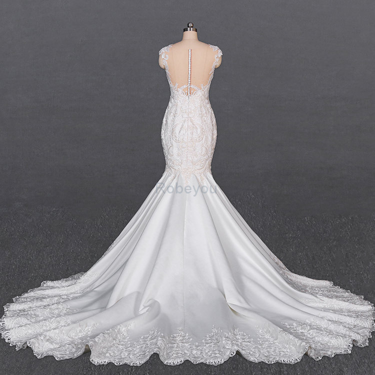 Robe de mariée fermeutre eclair splendide de sirène avec sans manches en satin