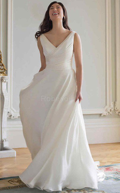 Robe de mariée romantique en forme a-ligne de traîne courte avec manche longue