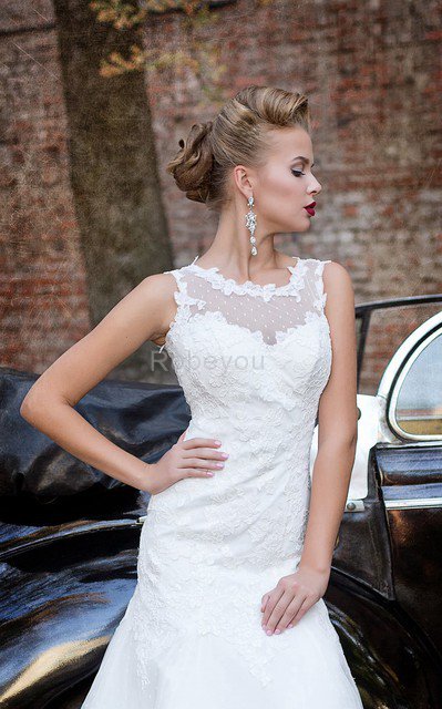 Robe de mariée naturel longue avec décoration dentelle maillot avec sans manches