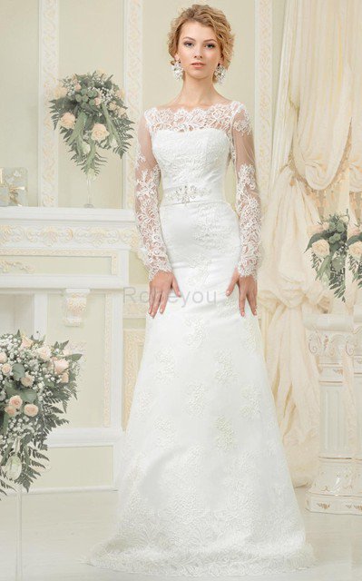 Robe de mariée impressioé festonné luxueux avec ruban avec perle