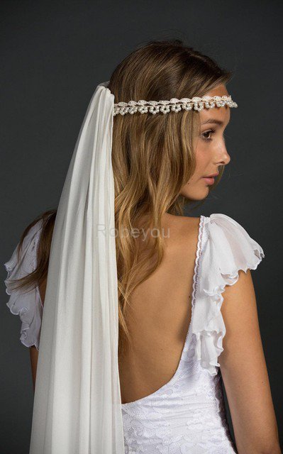 Robe de mariée luxueux charmeuse en dentelle v encolure avec manche épeules enveloppants