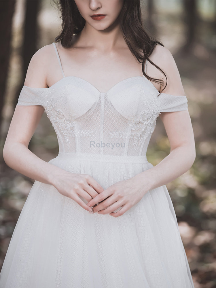 Robe de mariée au jardin chaming ligne a solennelle romantique